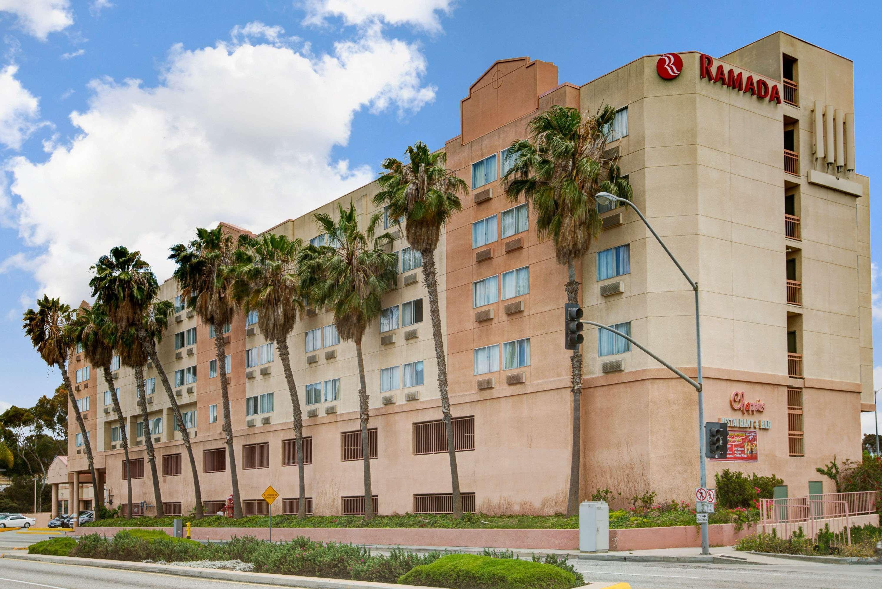 Hotel Ramada By Wyndham Hawthorne/Lax Exterior foto